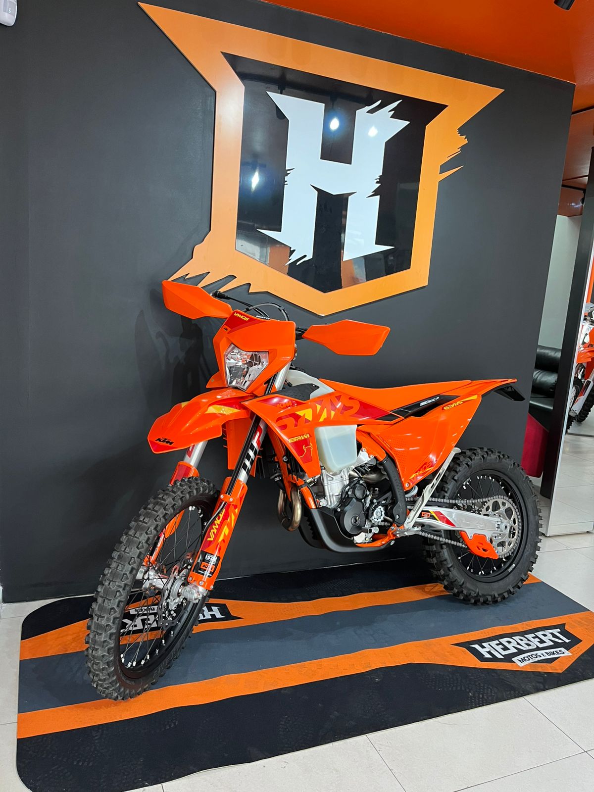 WhatsApp Image 2025-09-10 at 07.53.32