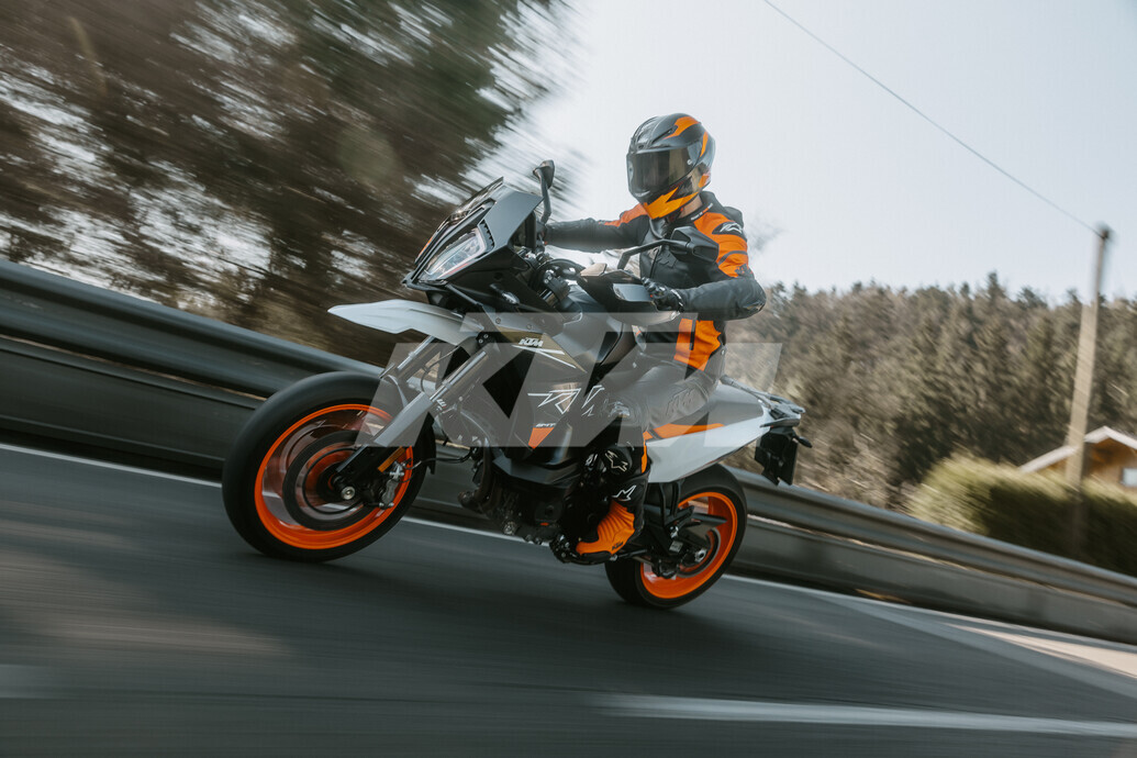 WhatsApp Image 2025-09-10 at 08.32.39 (2)