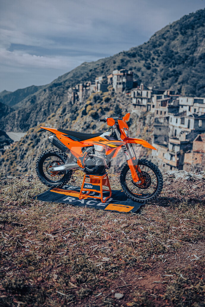 WhatsApp Image 2025-09-10 at 08.34.13 (2)